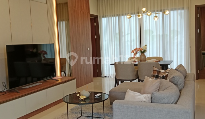 Rumah Premium Dengan Attic Dan Mezzanine Di Bsd City