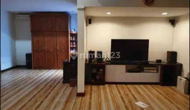 Rumah Bagus Furnished SHM di Kembangan 2 Lantai Modern House 2