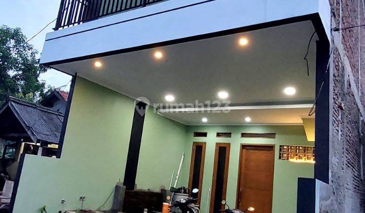 Dijual Rumah 2 Lantai Bagus Furnished Dekat Banjar Wijaya 1