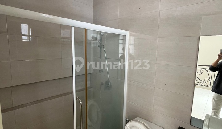 For Rent: 8X20 Renovated House in Green Lake City 2