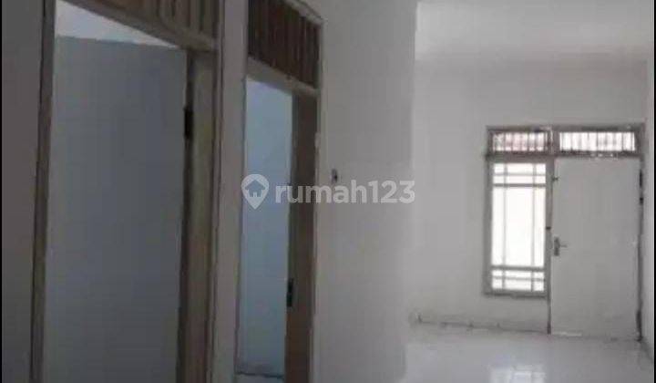 Rumah Murah 2,5 Lantai di Bojong Jakarta Barat 1