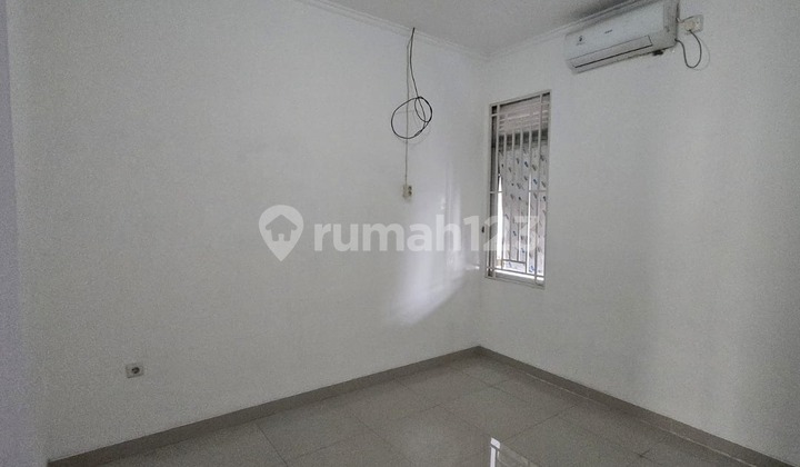 Disewa Rumah 6X15 di Kosambi Baru Jakarta Barat