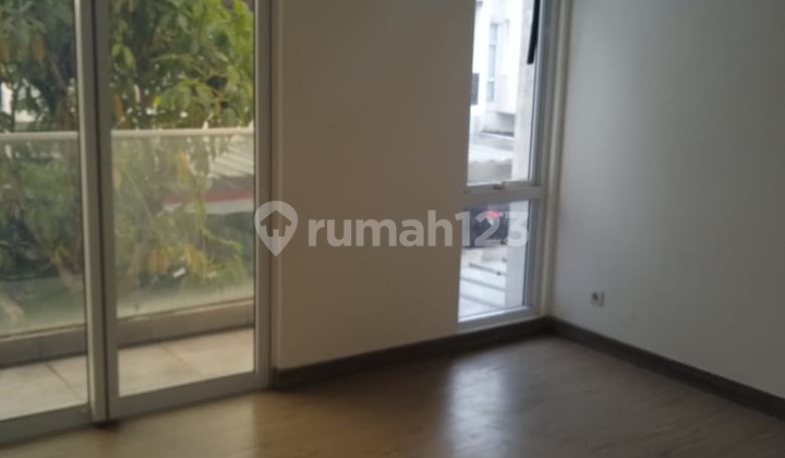 For Rent House The Riviera Size 8x15 Tangerang