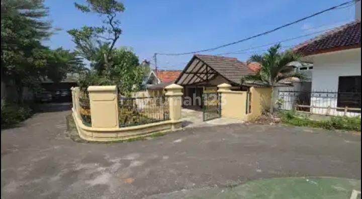 Disewakan Rumah 1 Lantai Di Kebon Jeruk 1