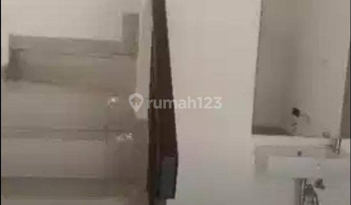 Disewa Rumah Baru Green Village Cipondoh 2