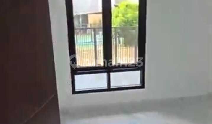 Dijual Rumah Baru 7X18 2 Lantai di Taman Villa Meruya Jakarta Barat 2