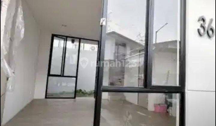 Sewa Rumah Baru 2 Lantai Di Cendana 1