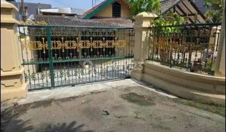 Disewakan Rumah 1 Lantai Di Kebon Jeruk 2