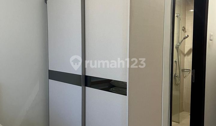 Disewa Murah Furnished Apartemen Type Studio di Puri Mansion Jakarta Barat 1