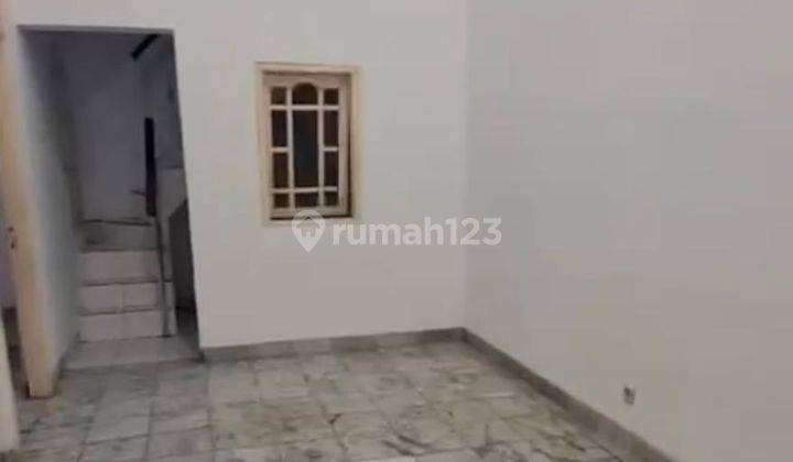 Sewa Rumah 2 Lantai Murah Siap Huni di Banjar Wijaya Cluster Italy 2