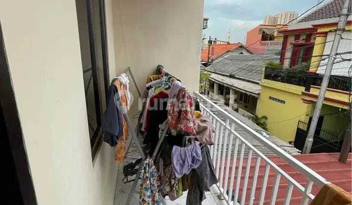 Dijual Rumah 2 lantai di Tangerang Kota 2