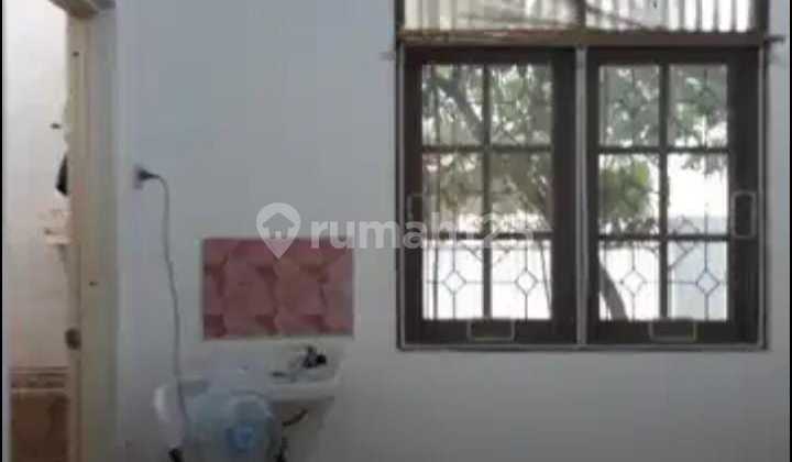 Disewa Rumah di Meruya Selatan Indah Disewa Rumah di Meruya Selatan Indah