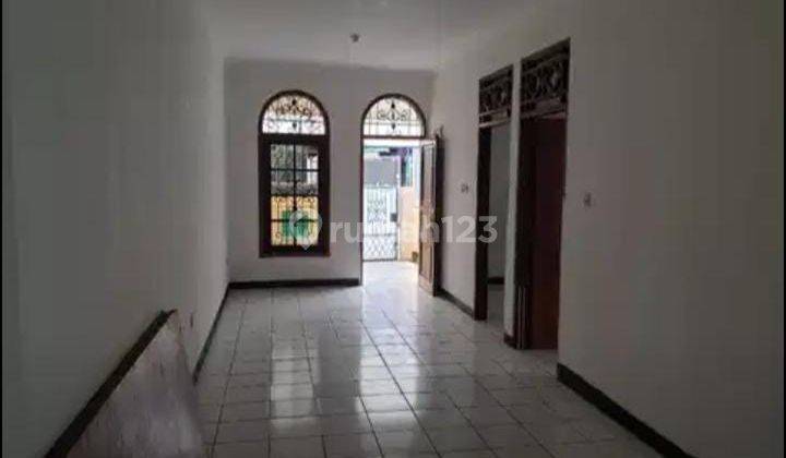 Disewa Rumah 2 Lantai di Meruya Selatan Jakarta Barat 1