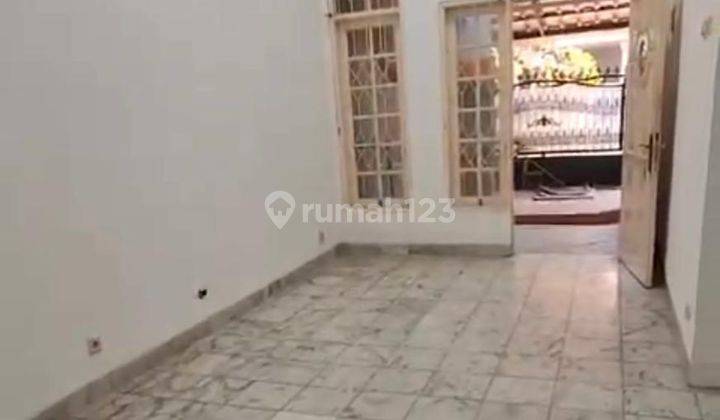 Sewa Rumah 2 Lantai Murah Siap Huni di Banjar Wijaya Cluster Italy 1