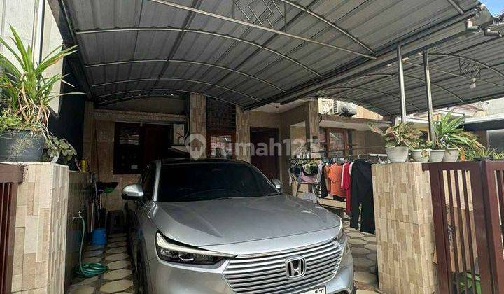 Dijual Rumah Second Ketintang, Kondisi Terawat, Hadap Favorit 2