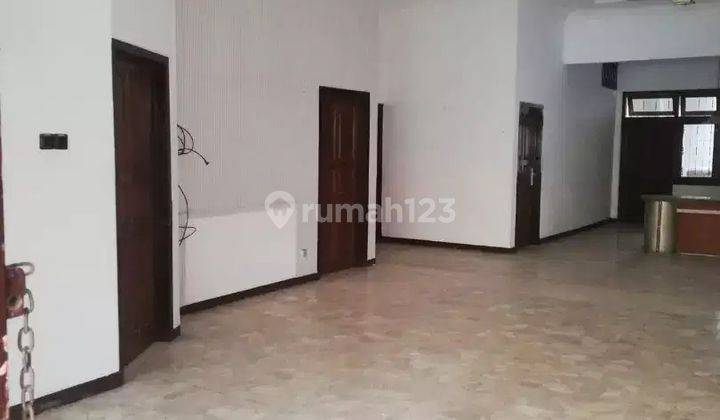 Dijual Rumah Dukuh Kupang Lingkungan Tenang Cocok Untuk Kantor Atau Usaha 2