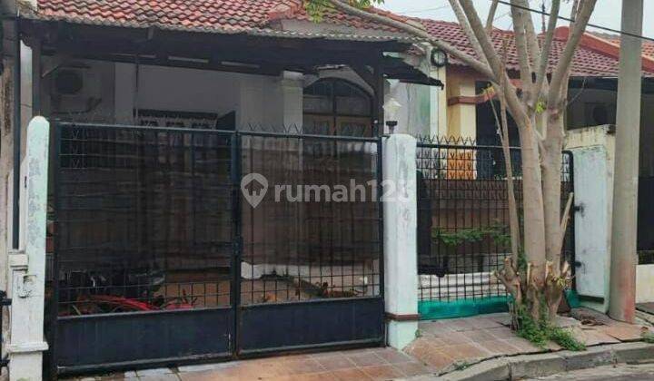 Rumah Second Pakuwon City Lingkungan Nyaman Dekat Kampus Its  1