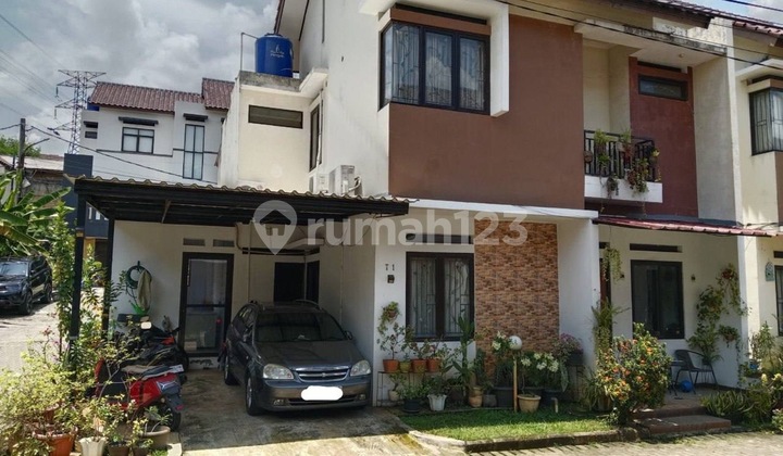 Rumah Hook Cirendeu dengan Harga Dibawah Pasaran Rumah Hook Cirendeu dengan Harga Dibawah Pasaran