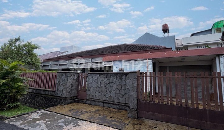 Rumah Tua Hitung Tanah Komplek Terdepan Cinere Jarang Ada Rumah Tua Hitung Tanah Komplek Terdepan Cinere Jarang Ada