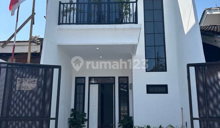 New House in Cinere Megapolitan Complex Must Be Surveyed for Good Layout 2