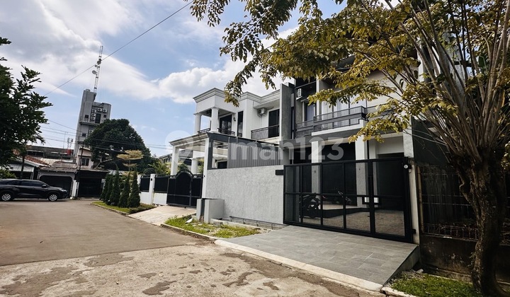 Sturdy Modern Minimalist Design House in the Favorite Cinere Complex 2