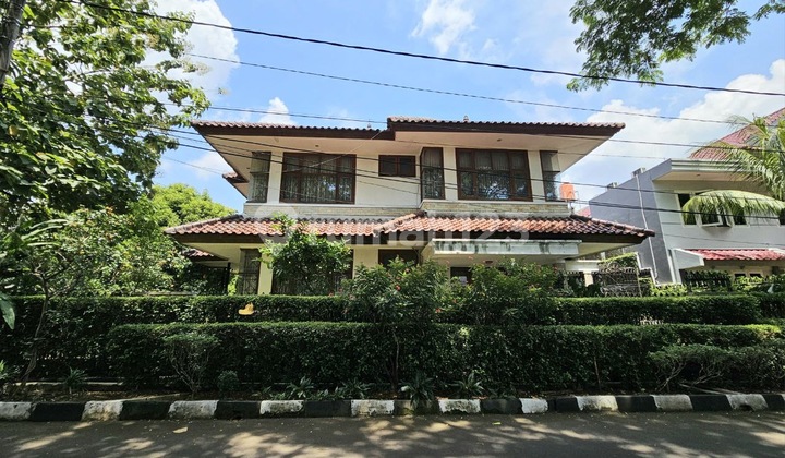House in Elite Lebak Bulus Complex with Complete Facilities