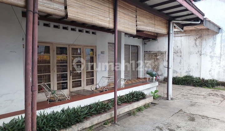 Rumah Lama Jl. Penjernihan I, Jakarta Pusat Lokasi Strategis 2