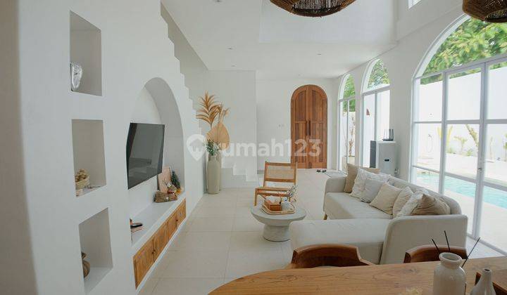 Dijual Villa Jimbaran Bali 200m2 Fully Furnished Sudah Beroperasi Full Book Terus Airbnb 1