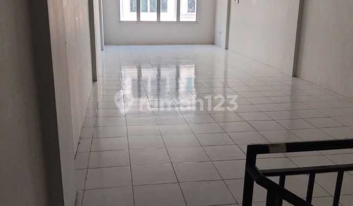 Bestsellerrrr Toho shop house for rent in PIK Kapuk, 4.5 floors, already renovated