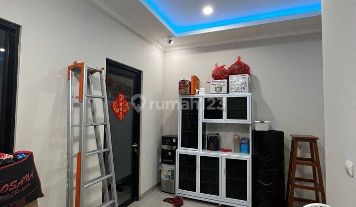 Hot Dijual Full Furnished Rumah Citra Raya Tangerang 2 Lantai SHM Bisa Kpr 2