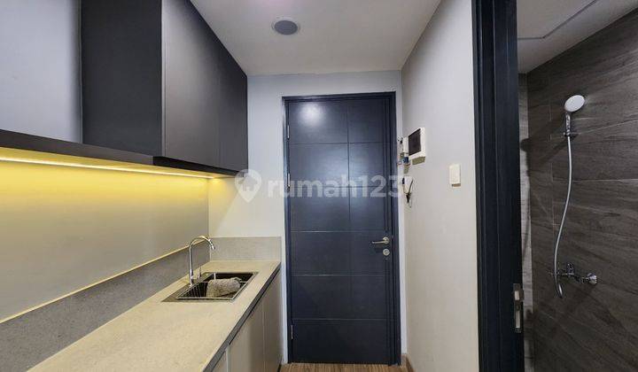 Disewakan Apartment Gading Serpong Collins Boulevard 1 Bedroom Semi Furnished Siap Huni Murah 2