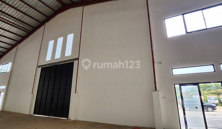 Disewakan Gudang Kbc Kamal 900m2 Plong Baru Brandnew Rapi Full Cor Akses 40ft 2