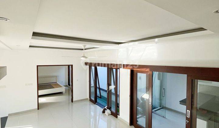 For Sale Villa 4 Bedromms At Sanur 2