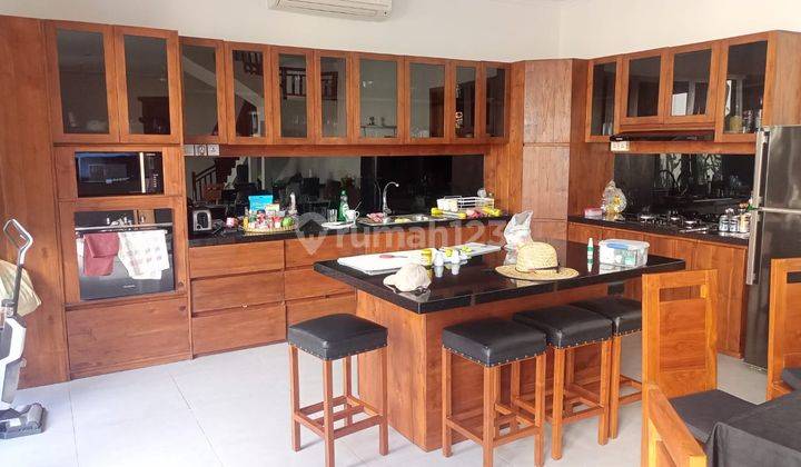 For Rent Villa At Sanur 3 Bed Rooms 2