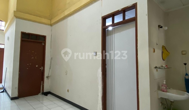 Rumah Luas Lokasi Strategis Gading Serpong