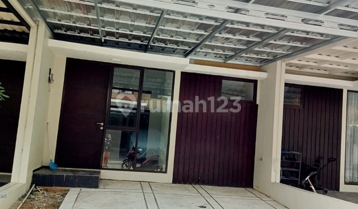 Disewakan unit 2 lantai di Emerald Residence Tangerang 1