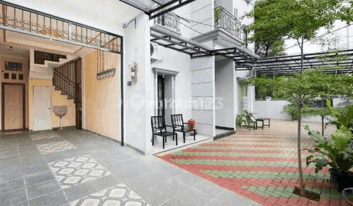 Rumah Kost Strategis 24 Kamar Duren Sawit  S7037 1