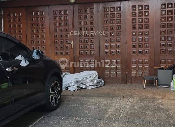 Rumah Posisi Hoek Akses Jalan Besar Di Kebayoran Lama S7974 2