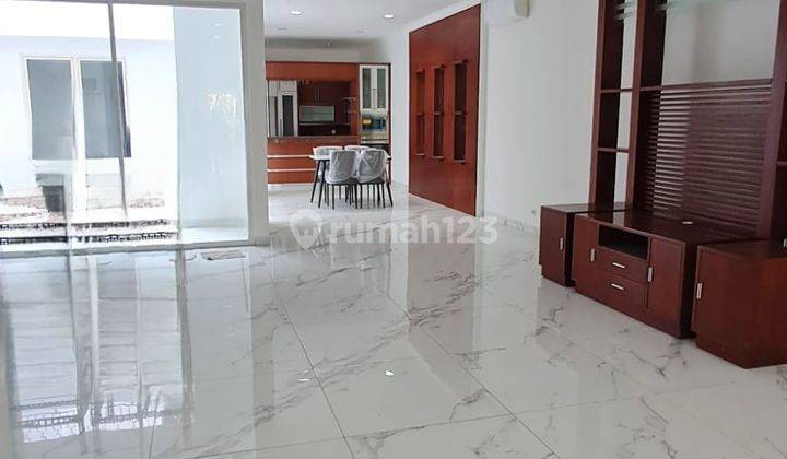 Rumah Bagus Dan Siap Huni  Di Kelapa Gading Jakarta Utara R2139 1