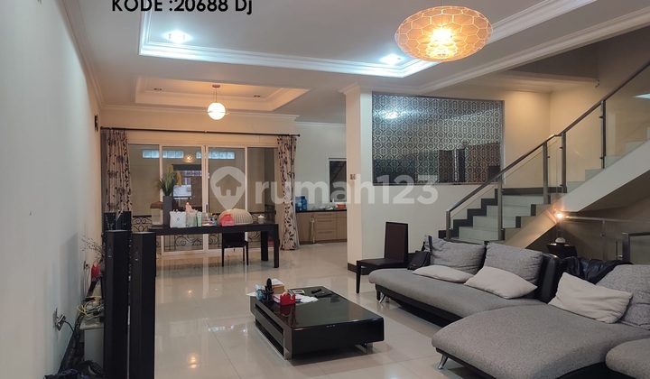  Rumah Dijual Sunter, Semi Furnish, Luas 180 Meter, Kode :20688 Dj