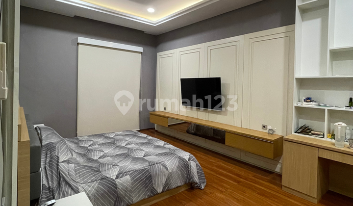 Dijual Rumah Mewah Layar Permai - Pik1 2