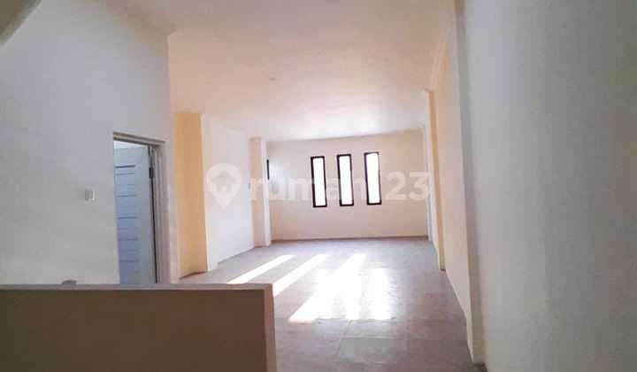 For Sale Row of Shophouses 2