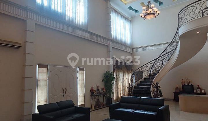 Luxury House for Sale in Pontianak 2