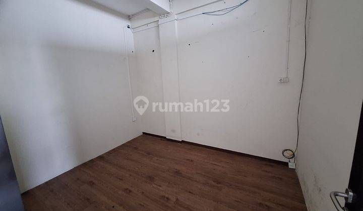 Ruko 3 Lantai Bagus HGB di Plaza Graha Famili 2