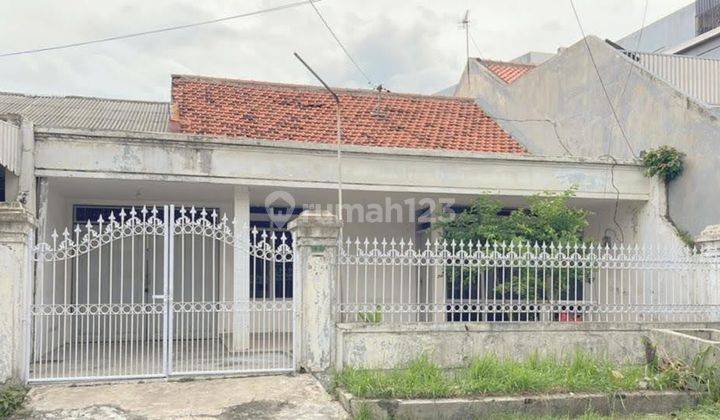 Rumah Bagus SHM di Rungkut Asri Siap Huni  1