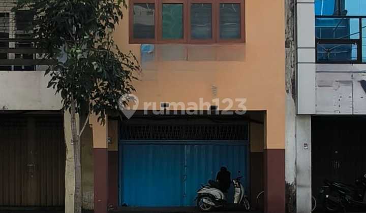 Ruko 2 Lantai Bagus di Kembang Jepun Siap Huni Nol Jalan Raya 1