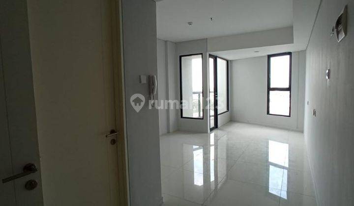 Apartement Belleview Manyar 1 BR Baru View Pool 1