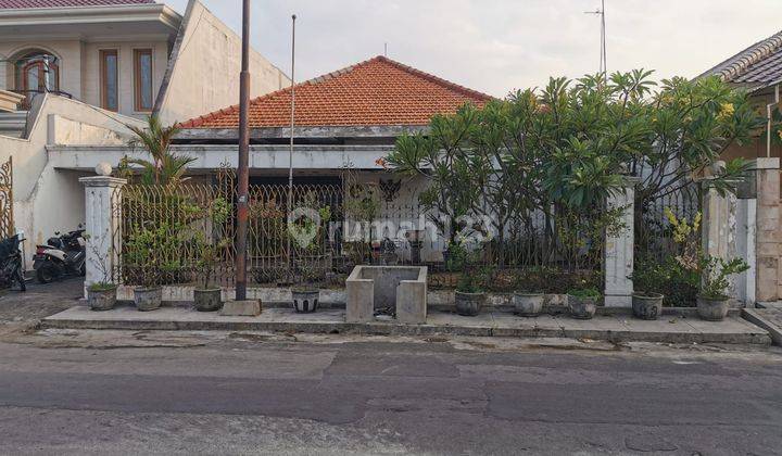 Rumah Bagus SHM di Dharmahusada Indah Lokasi Strategis  1