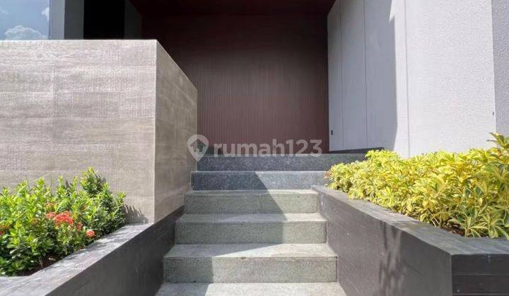 Rumah 4 Lantai Baru di Citraland Woodland Minimalis Siap Huni  2