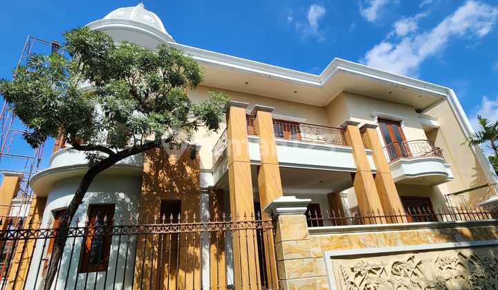 Rumah Classic Bagus SHM di Araya 1 Siap Huni 1